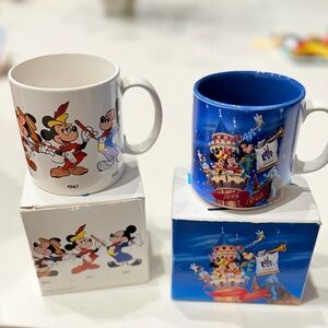 NEW IN BOX collectible Walt Disney Mickey Mouse Mugs by Applause Set